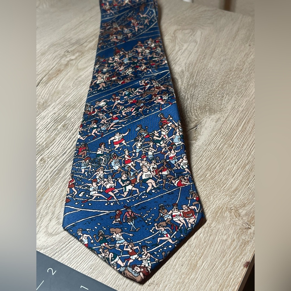 1992 VTG Where's Waldo by Schreter Men's Silk Hand Finished Neck Tie Made USA